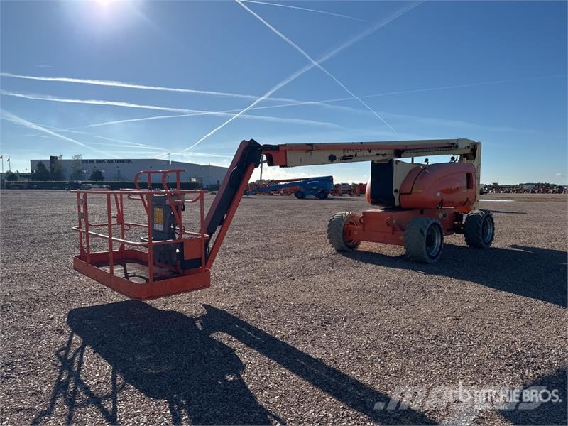JLG 800 AJ 4WD Diesel Nacelle Articulee Articulating B Knikarmhoogwerkers