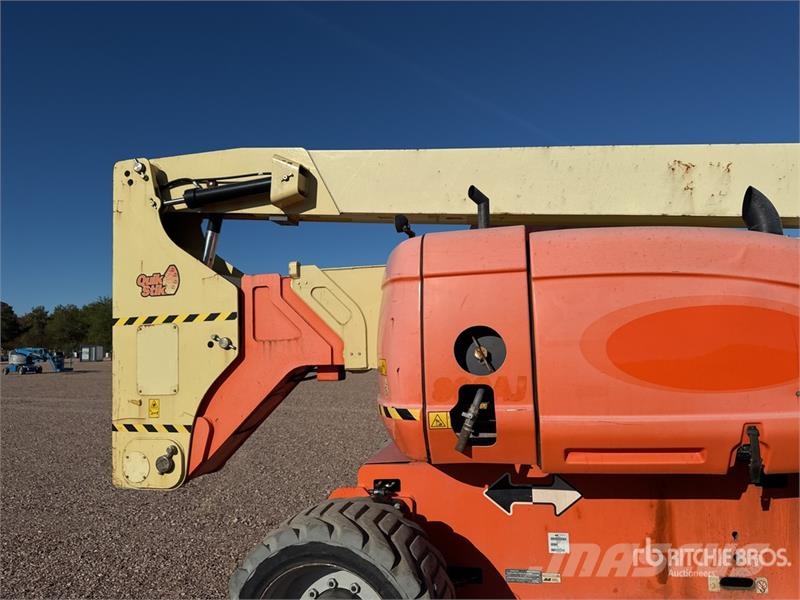 JLG 800 AJ 4WD Diesel Nacelle Articulee Articulating B Knikarmhoogwerkers