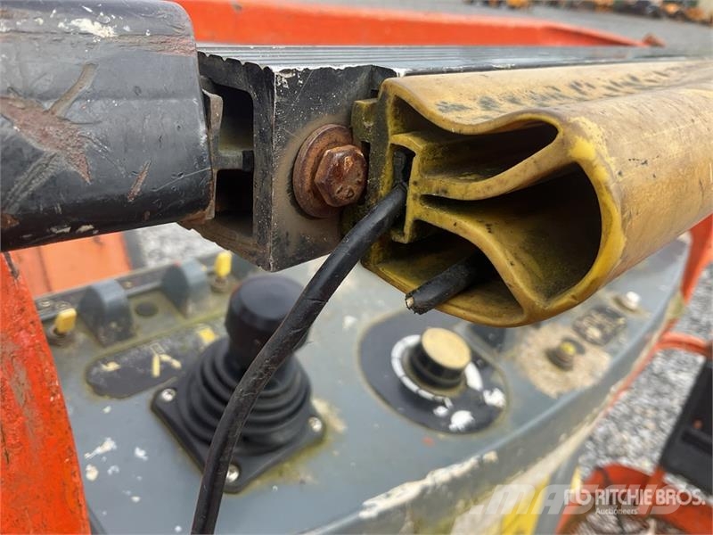 JLG 800AJ 4WD Diesel 4WD Diesel Telescopic Boom Lift Teleskoop poomtõstukid