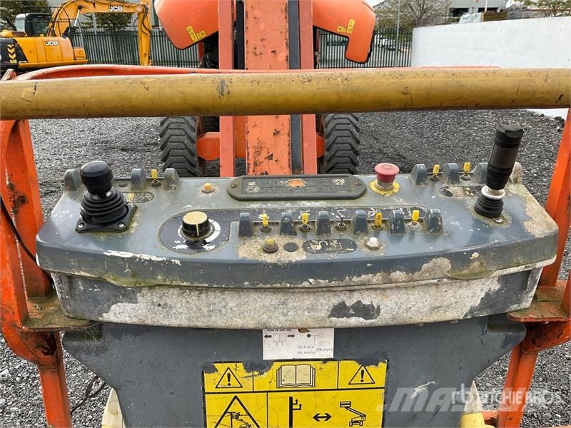 JLG 800AJ 4WD Diesel 4WD Diesel Telescopic Boom Lift Teleskoop poomtõstukid
