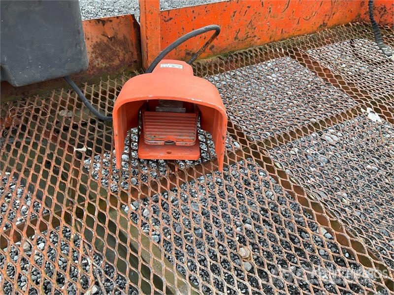 JLG 800AJ 4WD Diesel 4WD Diesel Telescopic Boom Lift Teleskoop poomtõstukid