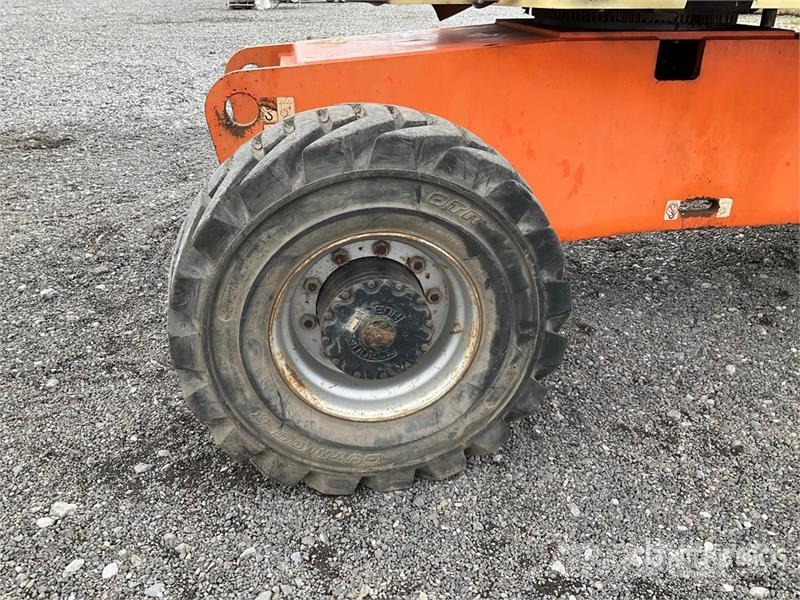 JLG 800AJ 4WD Diesel 4WD Diesel Telescopic Boom Lift Teleskoop poomtõstukid