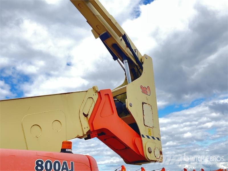 JLG 800AJ 4WD Diesel Articulating Boom Lift Articulated boom lifts