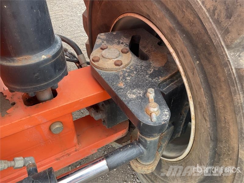 JLG 800AJ 4WD Diesel Articulating Boom Lift Articulated boom lifts