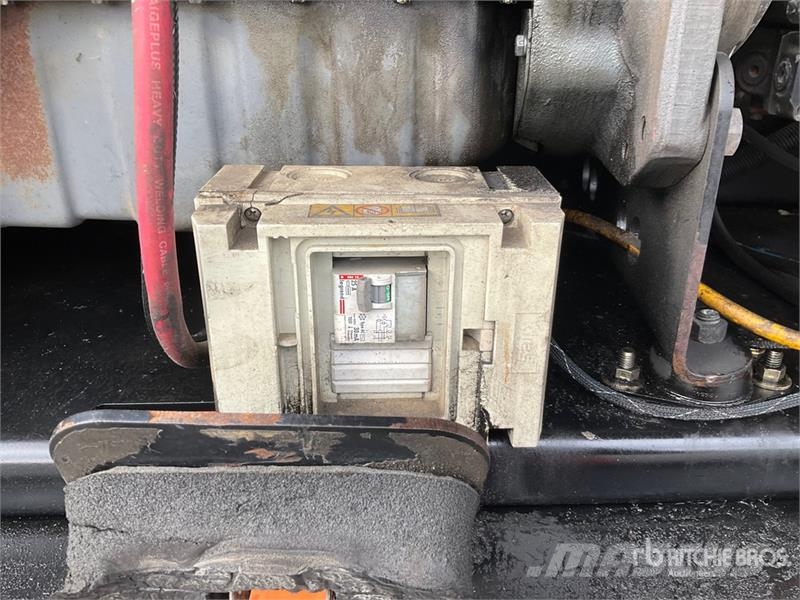 JLG 800AJ 4WD Diesel Articulating Boom Lift Bomliftar