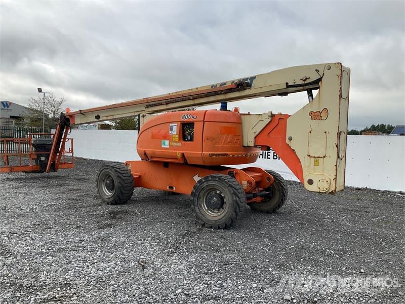 JLG 800AJ 4WD Diesel Articulating Boom Lift Bomliftar