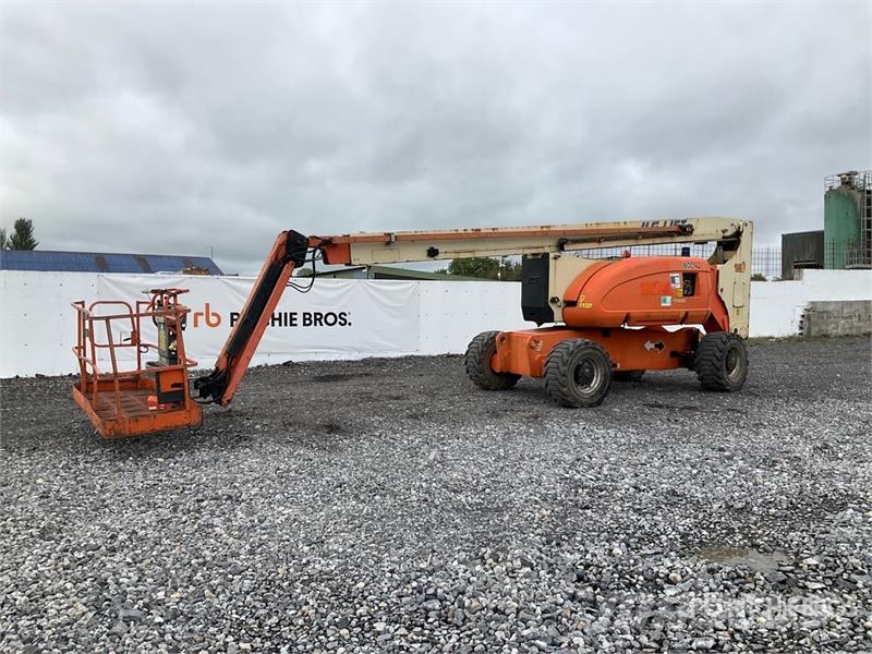 JLG 800AJ 4WD Diesel Telescopic Boom Lift Telescoophoogwerkers