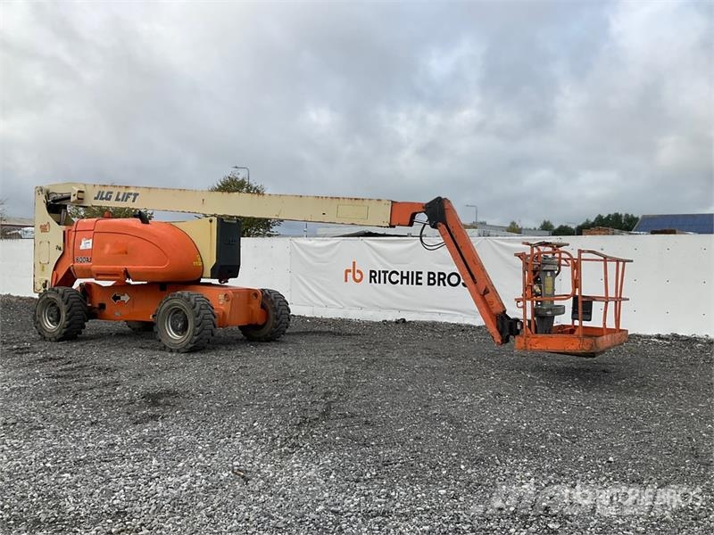JLG 800AJ 4WD Diesel Telescopic Boom Lift Telescoophoogwerkers