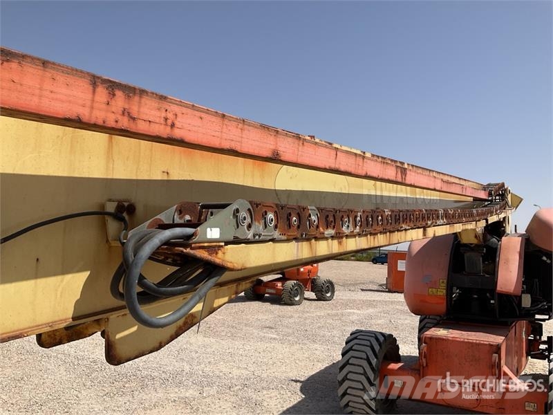 JLG 860SJ 4WD Diesel Telescopic Boom Lift رافعات سلة تلسكوبية
