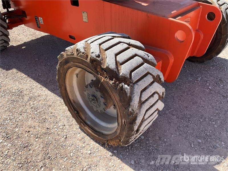 JLG 860SJ 4WD Diesel Telescopic Boom Lift Teleskoop poomtõstukid