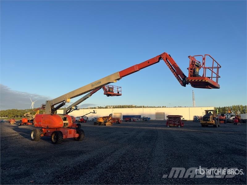 JLG 860SJ 4WD Diesel Telescopic Boom Lift رافعات سلة تلسكوبية