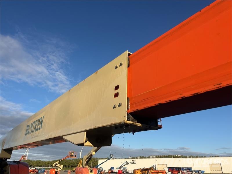 JLG 860SJ 4WD Diesel Telescopic Boom Lift رافعات سلة تلسكوبية