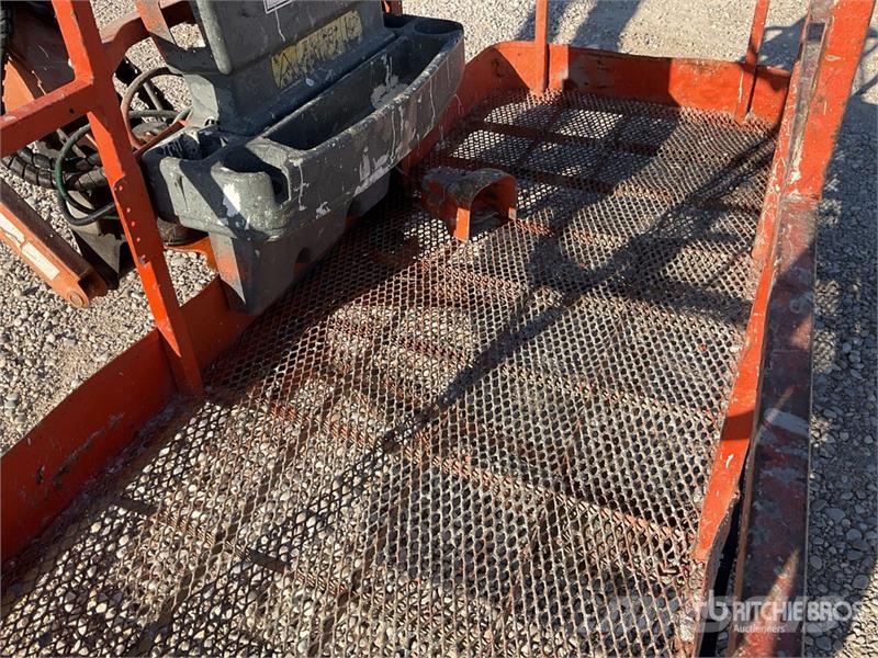 JLG 860SJ 4WD Diesel Telescopic Boom Lift Nacelles télescopiques
