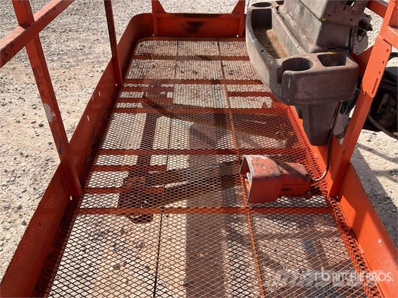 JLG 860SJ 4WD Diesel Telescopic Boom Lift Nacelles télescopiques