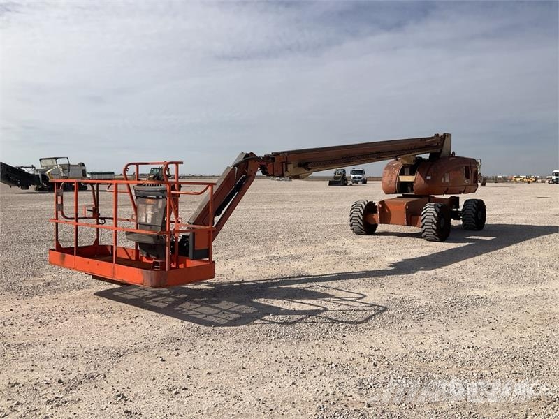JLG 860SJ 4WD Diesel Telescopic Boom Lift Nacelles télescopiques