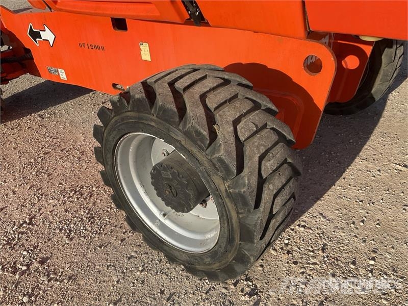 JLG 860SJ 4WD Diesel Telescopic Boom Lift Ανυψωτήρες με τηλεσκοπικό βραχίονα
