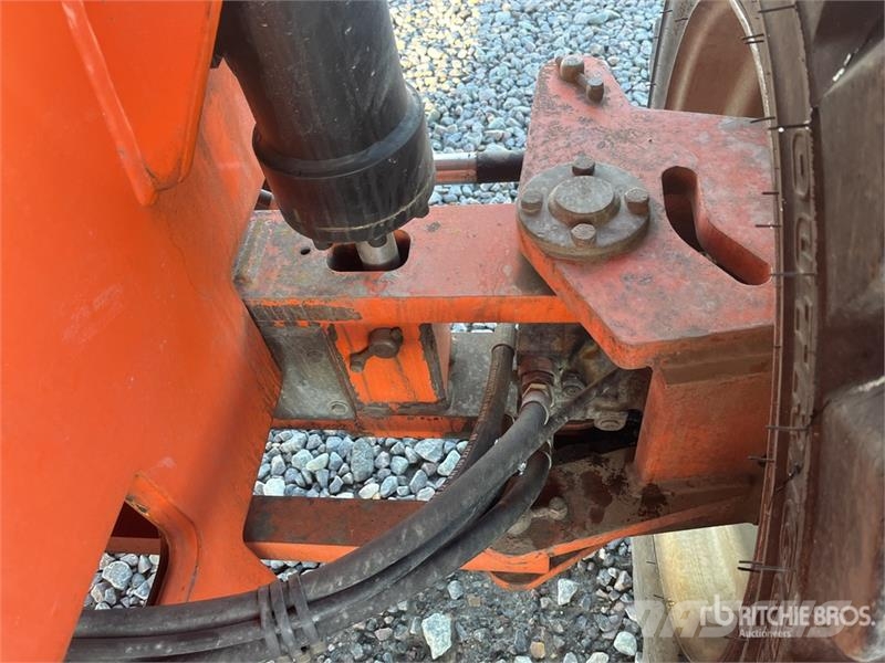JLG 860SJ 4WD Diesel Telescopic Boom Lift رافعات سلة تلسكوبية