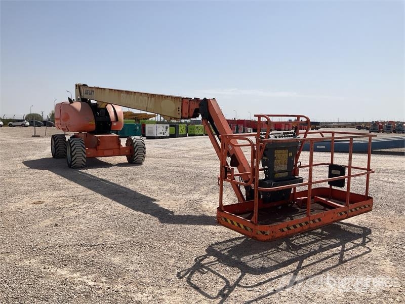 JLG 860SJ 4WD Diesel Telescopic Boom Lift رافعات سلة تلسكوبية