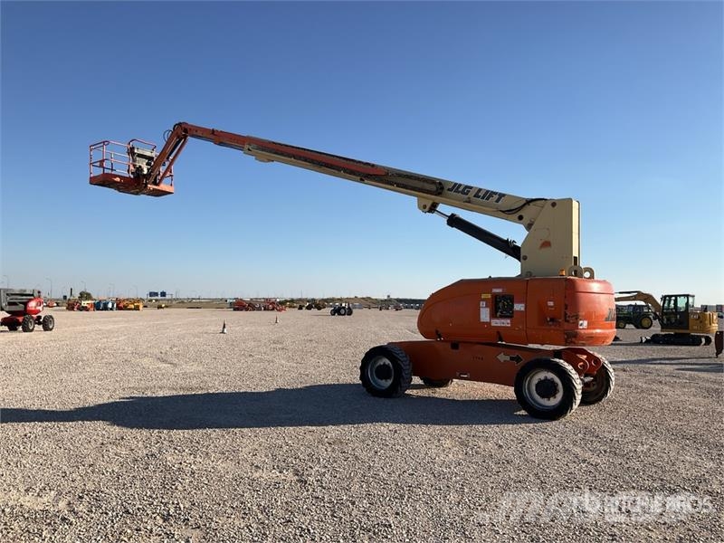 JLG 860SJ 4WD Diesel Telescopic Boom Lift Nacelles télescopiques