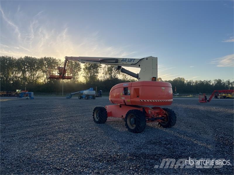 JLG 860SJ 4WD Diesel Telescopic Boom Lift رافعات سلة تلسكوبية