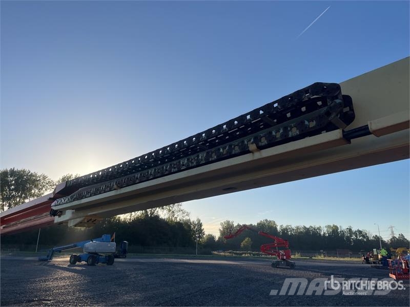 JLG 860SJ 4WD Diesel Telescopic Boom Lift رافعات سلة تلسكوبية