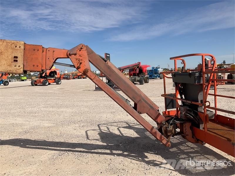 JLG 860SJ 4WD Diesel Telescopic Boom Lift Nacelles télescopiques