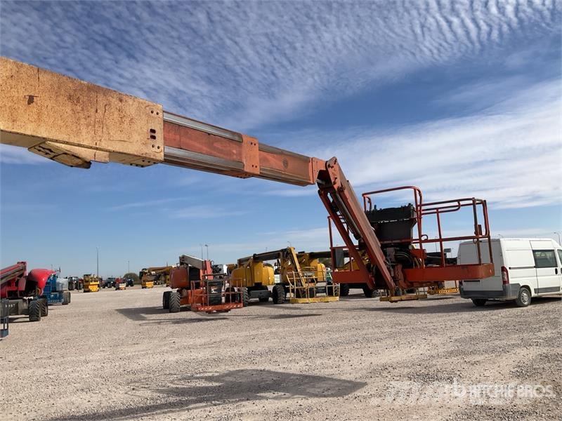 JLG 860SJ 4WD Diesel Telescopic Boom Lift Nacelles télescopiques