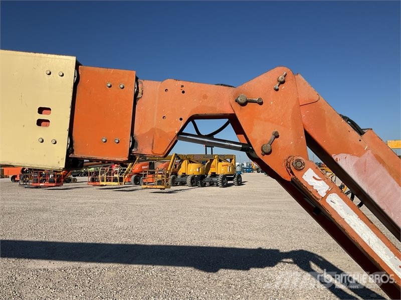 JLG 860SJ 4WD Diesel Telescopic Boom Lift Nacelles télescopiques