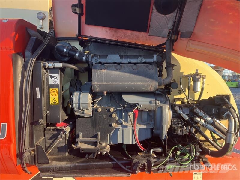 JLG 860SJ 4WD Diesel Telescopic Boom Lift رافعات سلة تلسكوبية