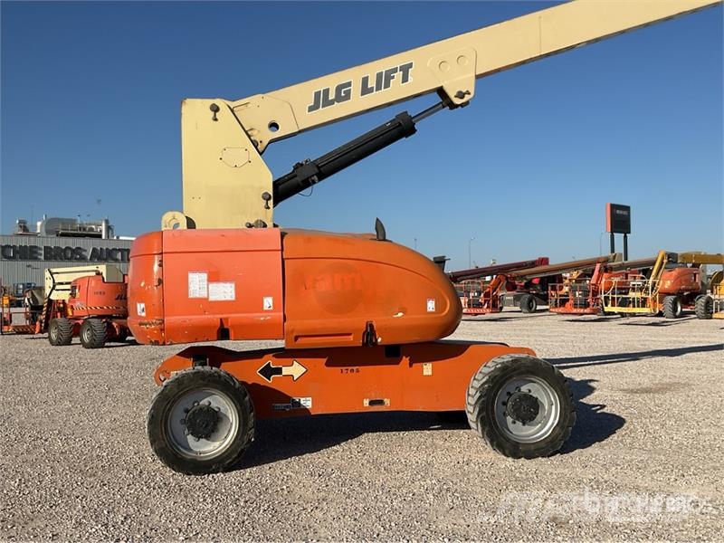 JLG 860SJ 4WD Diesel Telescopic Boom Lift Nacelles télescopiques