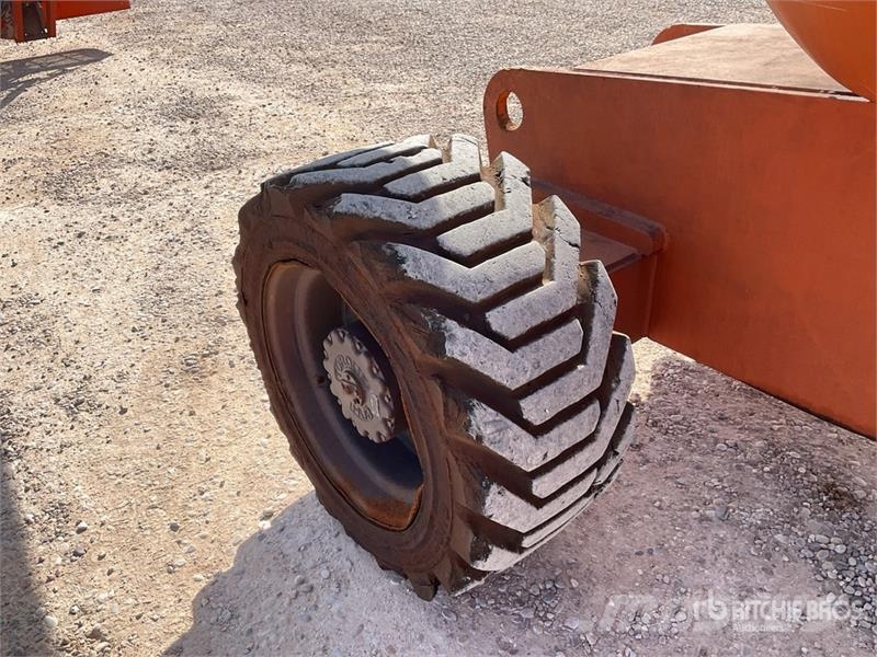 JLG 860SJ 4WD Diesel Telescopic Boom Lift Nacelles télescopiques