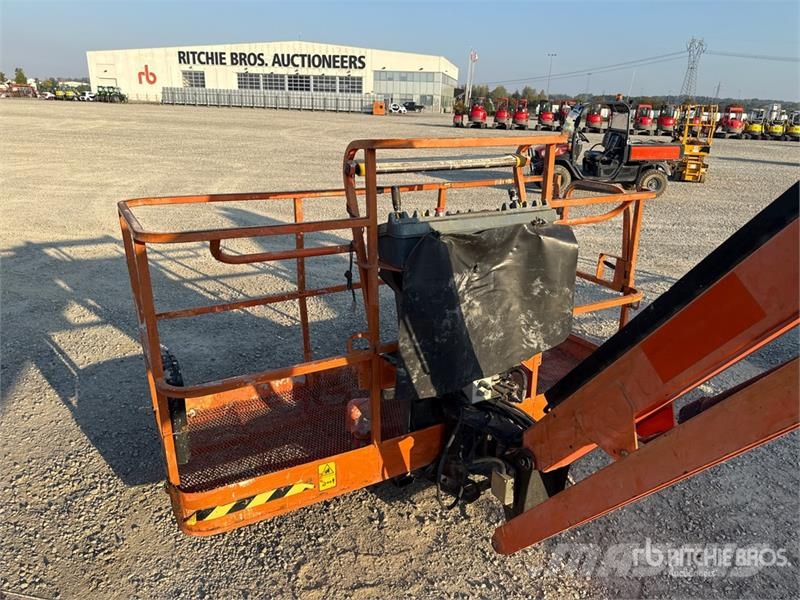 JLG 860SJ Telescopic Boom Lift (Inoperable) Nacelles télescopiques
