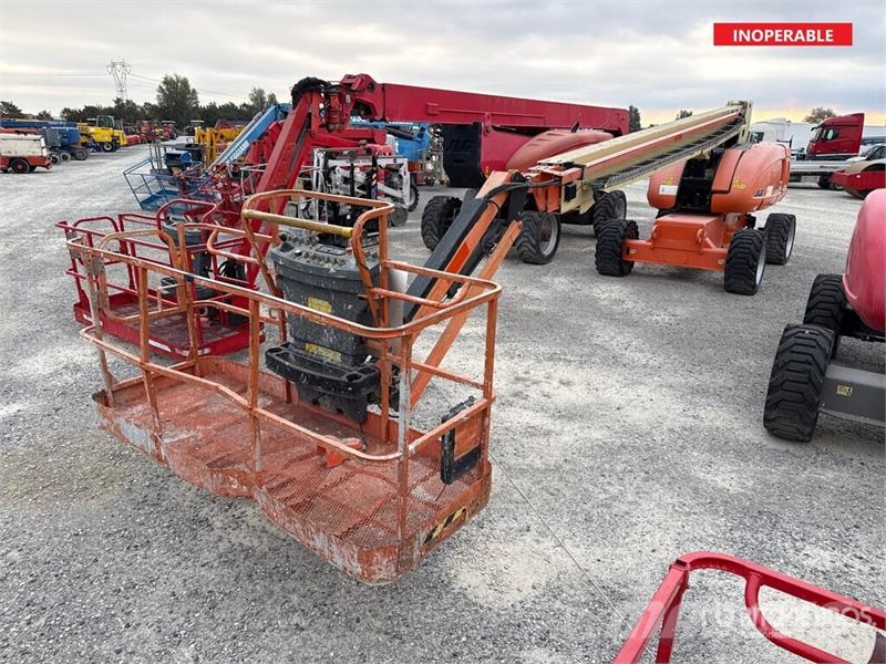 JLG 860SJ Telescopic Boom Lift (Inoperable) Nacelles télescopiques