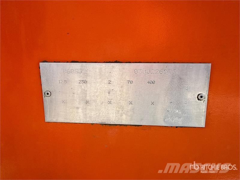JLG 860SJ Telescopic Boom Lift (Inoperable) Nacelles télescopiques