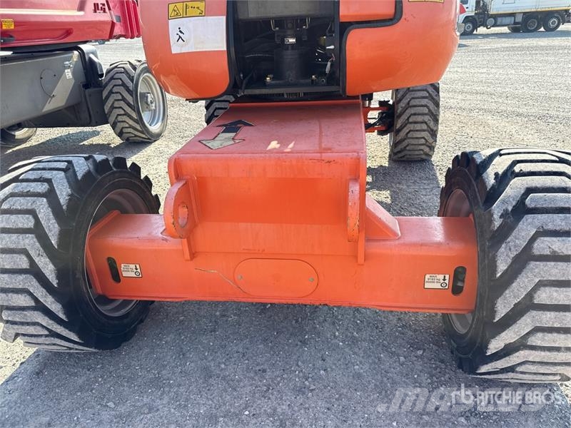 JLG 860SJ Telescopic Boom Lift (Inoperable) Nacelles télescopiques
