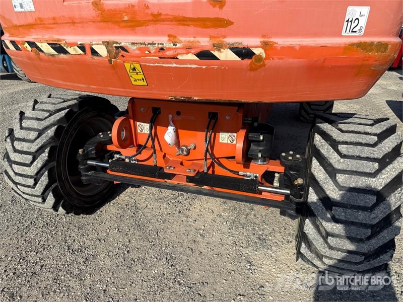 JLG 860SJ Telescopic Boom Lift (Inoperable) Nacelles télescopiques
