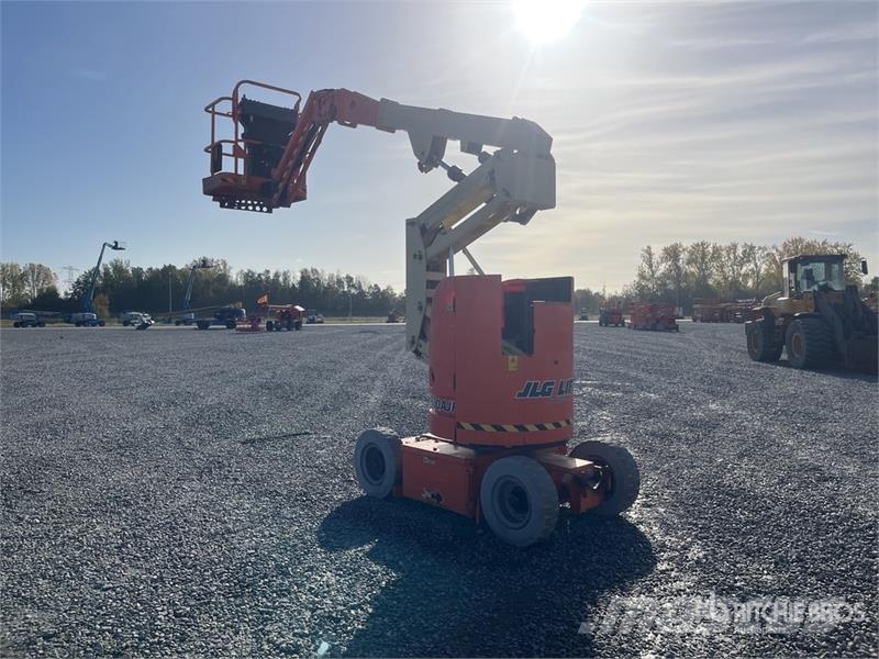 JLG E300 AJP 2WD Electric Electric Articulating Boom L Strēles pacēlāji