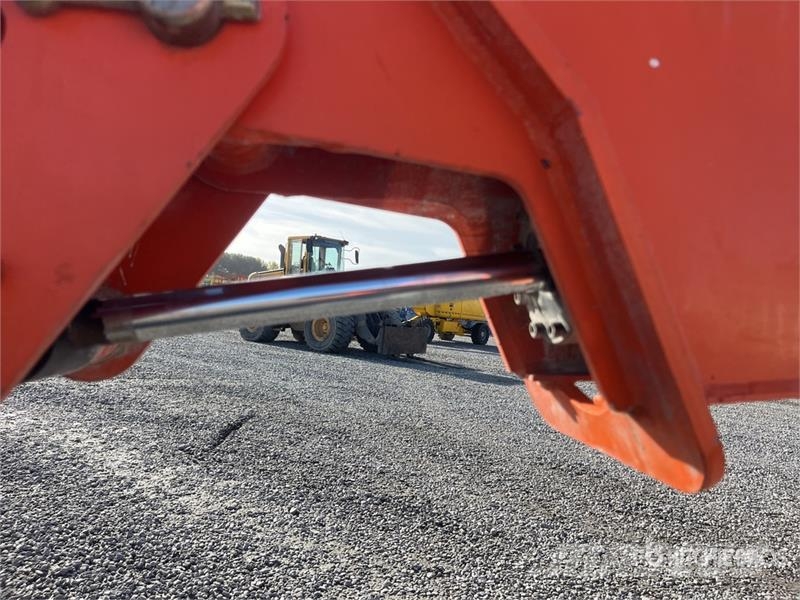 JLG E300 AJP 2WD Electric Electric Articulating Boom L Strēles pacēlāji