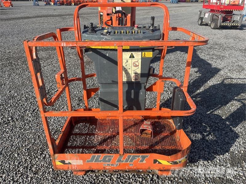 JLG E300 AJP 2WD Electric Electric Articulating Boom L Strēles pacēlāji