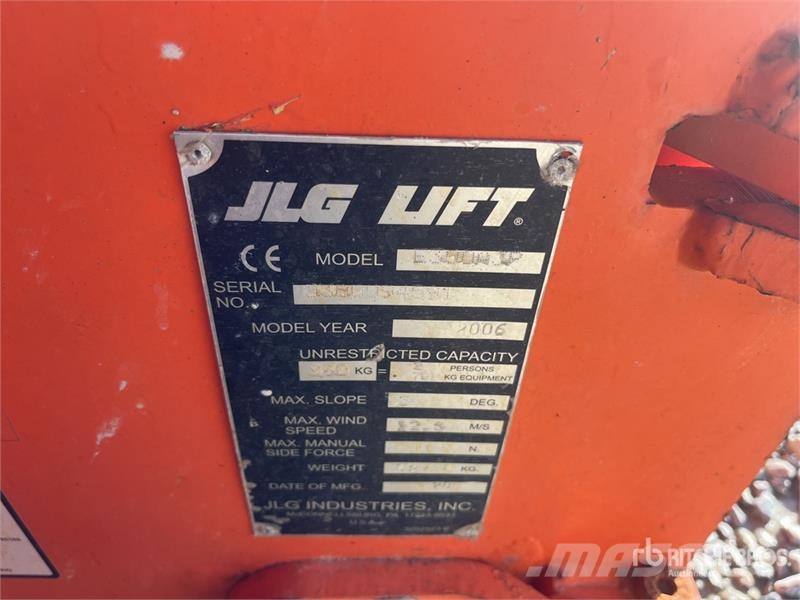 JLG E300 AJP 2WD Electric Electric Articulating Boom L Strēles pacēlāji
