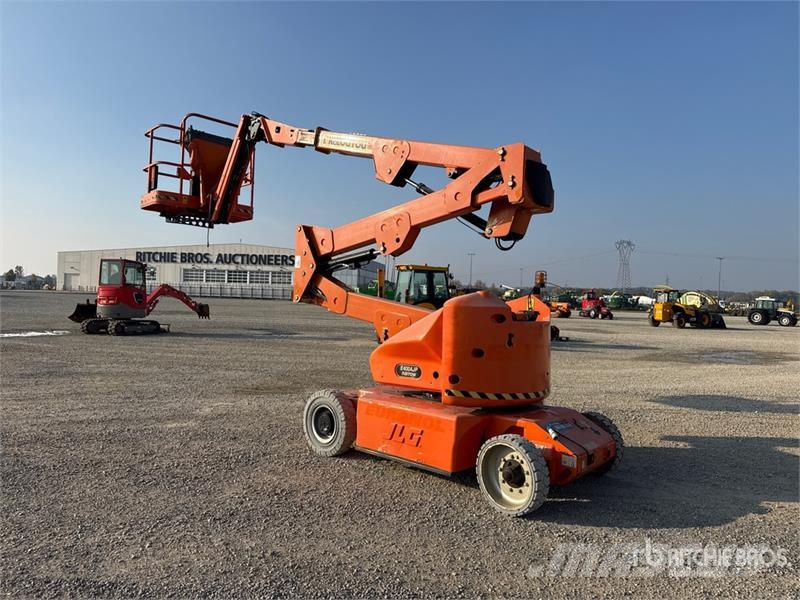 JLG E400AJPN Electric Articulating Boom Lift Iseliikuvad poomtõstukid