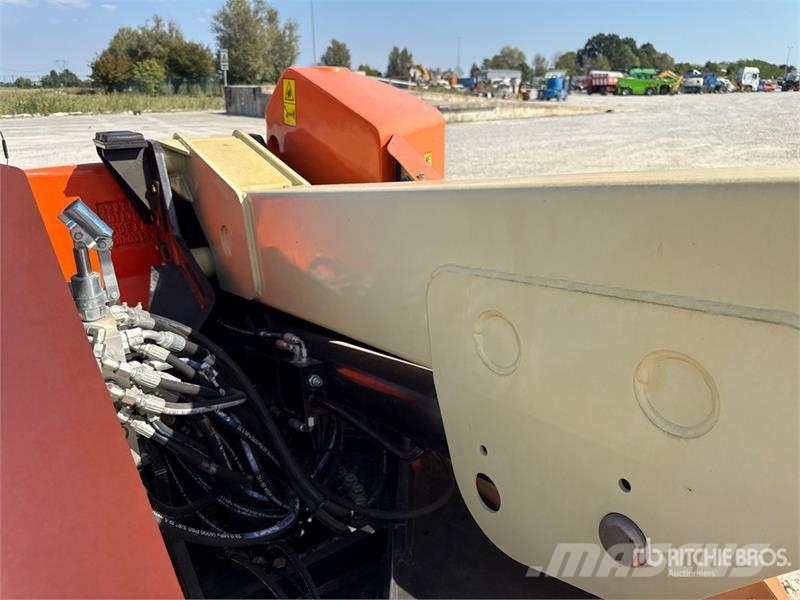 JLG E400AJPN Electric Articulating Boom Lift Knikarmhoogwerkers