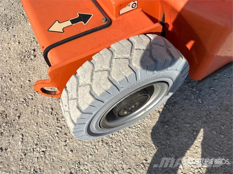 JLG E400AJPN Electric Articulating Boom Lift Knikarmhoogwerkers