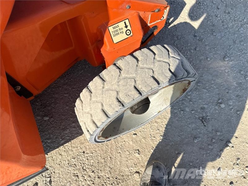 JLG E400AJPN Electric Articulating Boom Lift Knikarmhoogwerkers