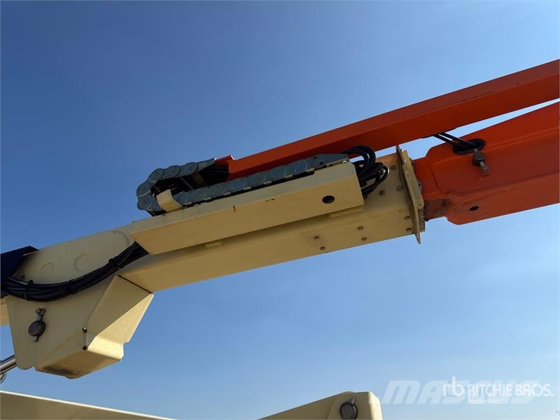 JLG E400AJPN Electric Articulating Boom Lift Knikarmhoogwerkers