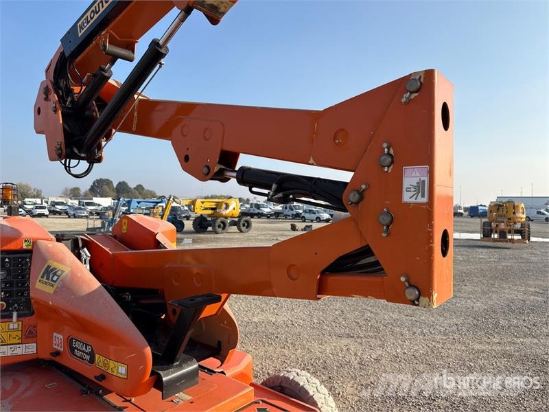 JLG E400AJPN Electric Articulating Boom Lift Iseliikuvad poomtõstukid