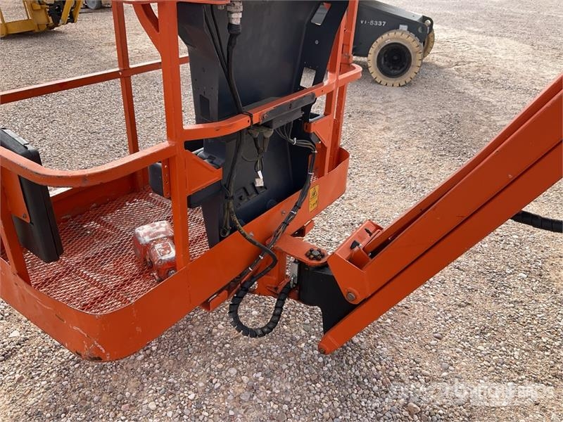 JLG E450AJ 2WD Electric Articulating Boom Lift Zglobne podizne platforme