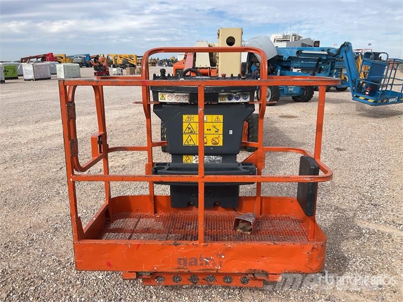 JLG E450AJ 2WD Electric Articulating Boom Lift Zglobne podizne platforme