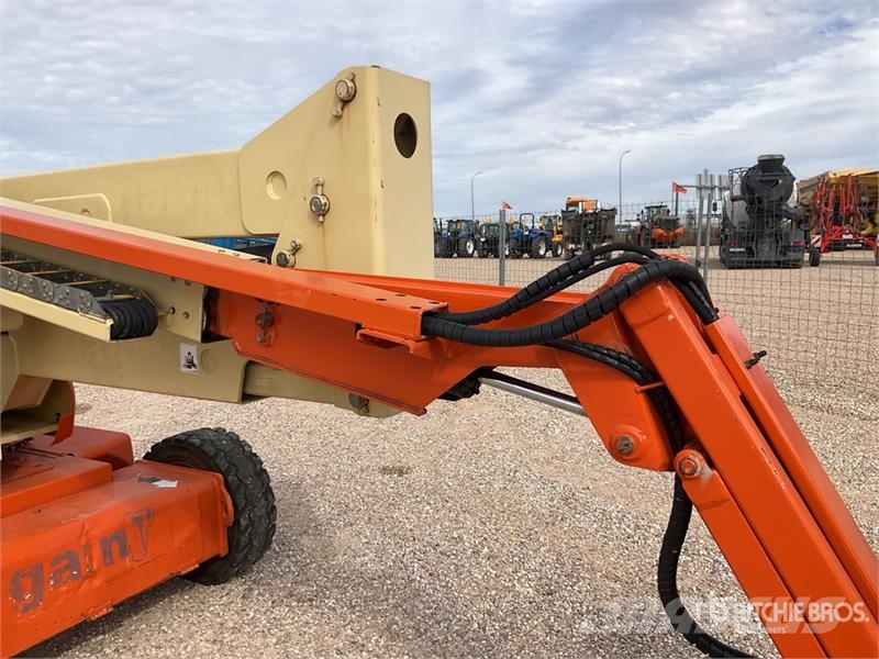 JLG E450AJ 2WD Electric Articulating Boom Lift Zglobne podizne platforme