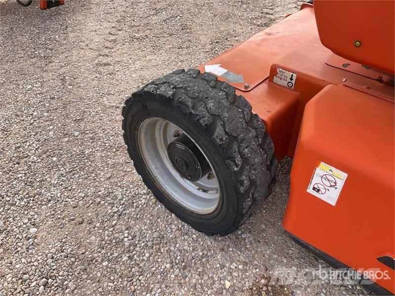 JLG E450AJ 2WD Electric Articulating Boom Lift Zglobne podizne platforme